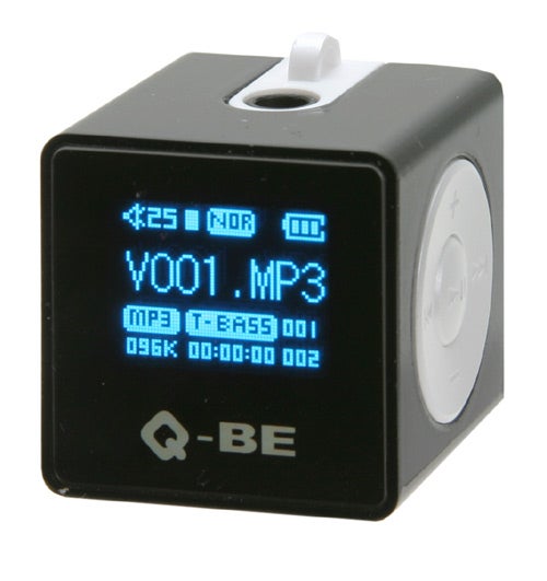 SupportPlus Q-BE MP3 player in black, showing the digital display with song information and controls.