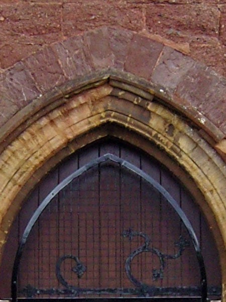 Photo of a gothic arch window taken with Samsung NV10.