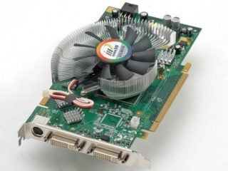 Inno3D 7900 GS graphics card with cooling fan.