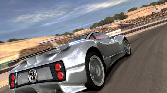 Screenshot of Forza Motorsport 2 showcasing racing gameplay.