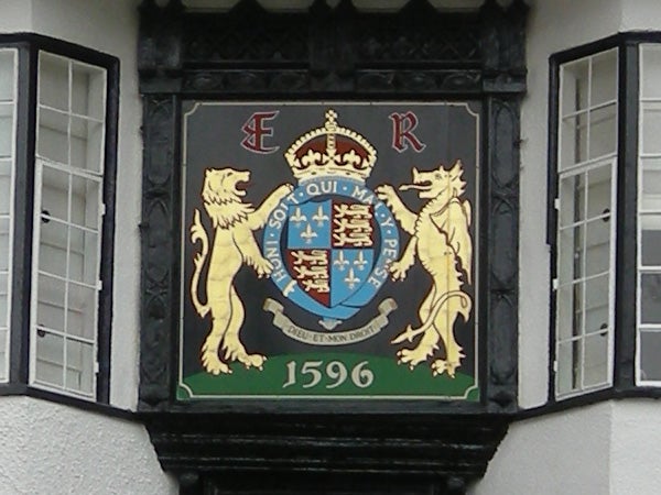 Coat of arms with lions on building facade from 1596.