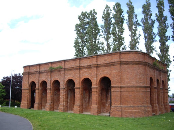 Photograph of a brick structure with arches taken by Pentax Optio A30.