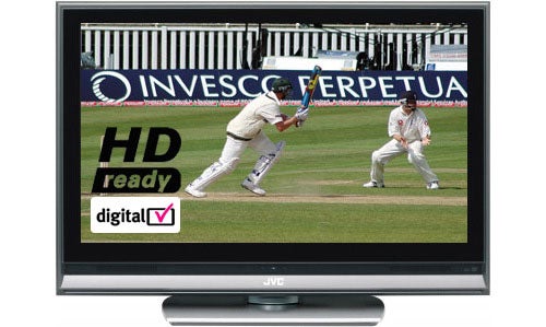 JVC LT-26DA8BJ 26in LCD TV displaying a cricket match.