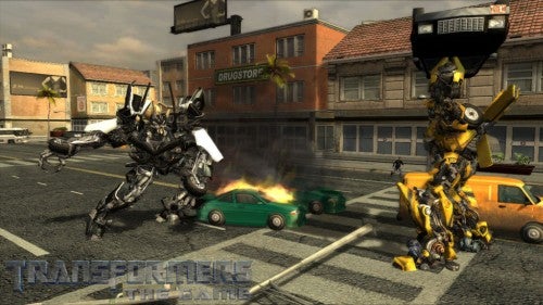 Screenshot of Transformers: The Game showing two characters in combat.