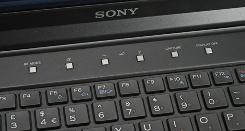 Close-up of Sony VAIO VGN-CR11Z/R laptop keyboard.