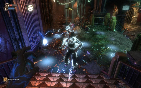 Bioshock gameplay showing Electro Bolt plasmid in use.