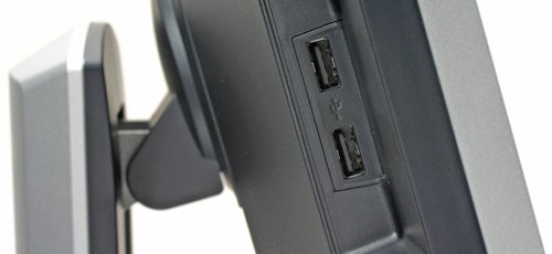 Close-up of Samsung SyncMaster 940UX monitor's USB ports.