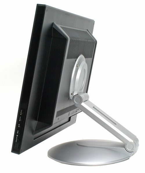 Chimei CMV 222H monitor with adjustable stand.