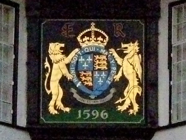 Coat of arms with lions and a date marking from 1596.