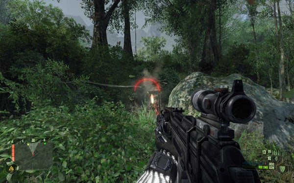 First-person view in Crysis showing gunplay in a forest environment.First-person perspective in Crysis game with gun and targeting reticle.