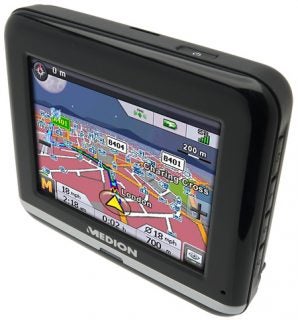 Medion GoPal E3410 Sat-Nav with map of London displayed.