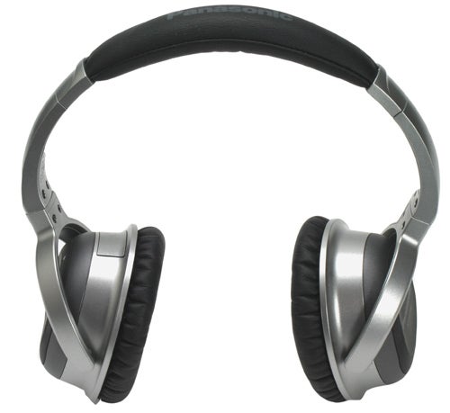 Panasonic RP-HC500E-S noise-cancelling headphones.