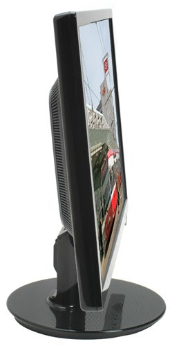 LG Flatron L227WT-PF monitor showing a reflective screen.