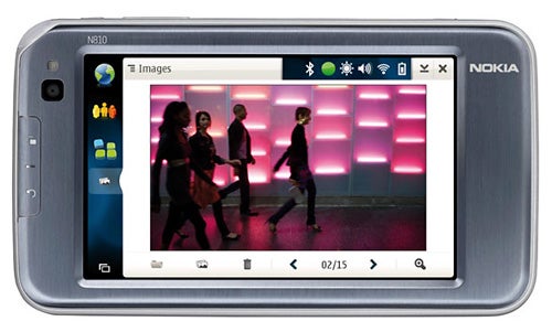 Nokia N810 Internet Tablet displaying image gallery.