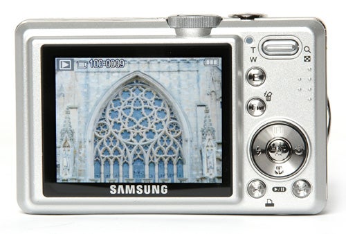 Samsung L830 digital camera with cathedral photo on display.