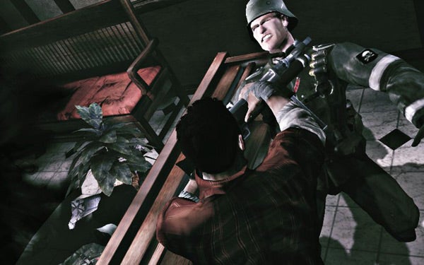 Screenshot of a combat scene in Turning Point: Fall of Liberty.Screenshot of close combat in Turning Point: Fall of Liberty game