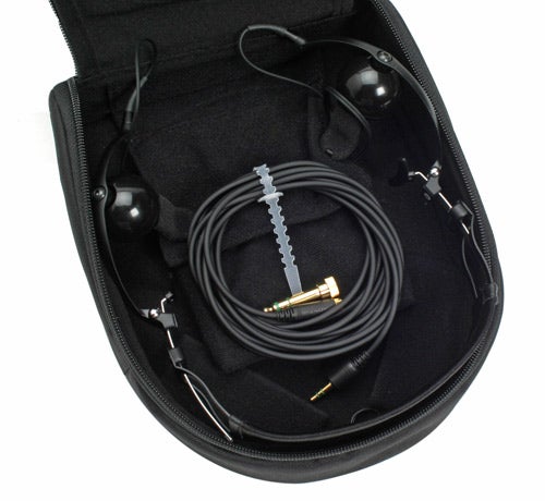 Sony PFR-V1 headphones and cable in carrying case.Sony PFR-V1 headphones and cable inside carrying case.