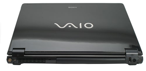Sony VAIO VGN-AR61ZU laptop closed lid view.Sony VAIO VGN-AR61ZU notebook closed lid view.
