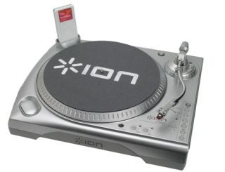 ION Audio LP DOCK turntable with iPod on top
