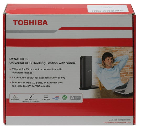 Toshiba DynaDock USB Docking Station box with product details.