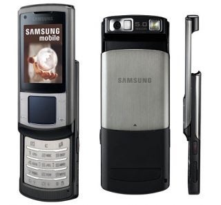 Samsung Soul U900 phone displayed from multiple angles.