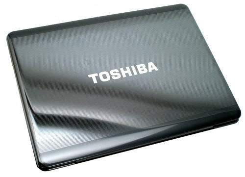 Toshiba Satellite A300-177 Notebook closed lid view.
