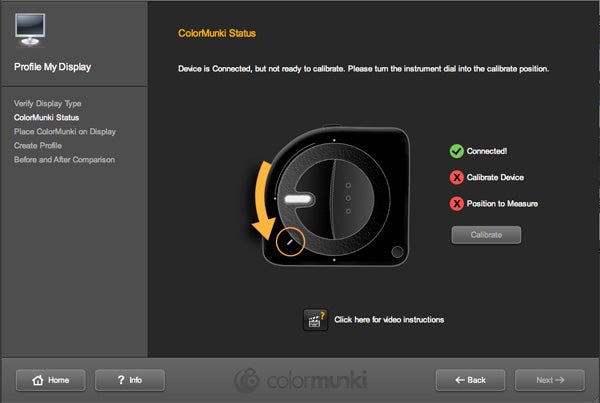 ColorMunki calibration device software interface with status indicators.