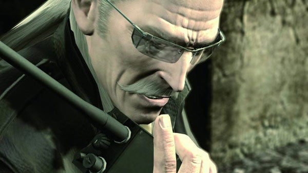 Solid Snake character in Metal Gear Solid 4 gameplay scene.Metal Gear Solid 4 character with gun and sunglasses.