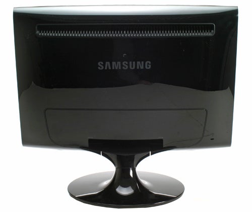 Samsung SyncMaster T200 20-inch LCD monitor on white background.Samsung SyncMaster T200 LCD Monitor on white background.