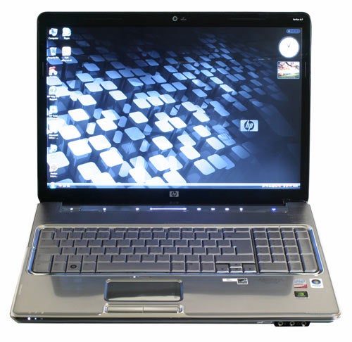 HP Pavilion dv7-1000ea laptop with screen turned on