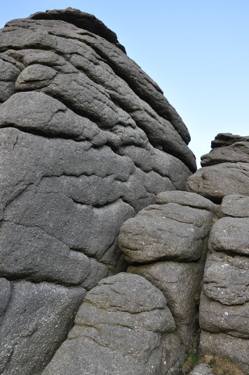 Photo of textured rocks captured with Nikon D90 camera.