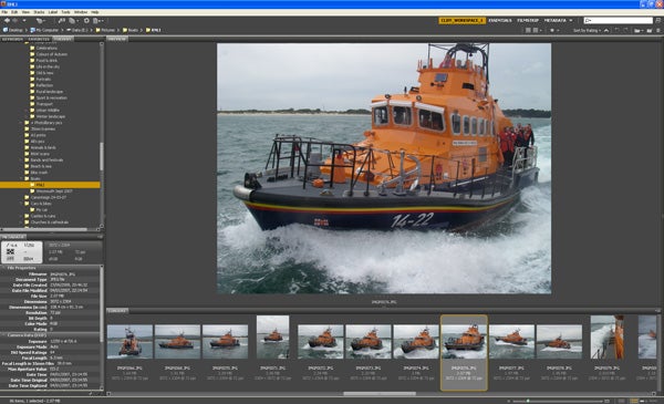 Screenshot of Adobe Photoshop CS4 editing interface with boat photo.