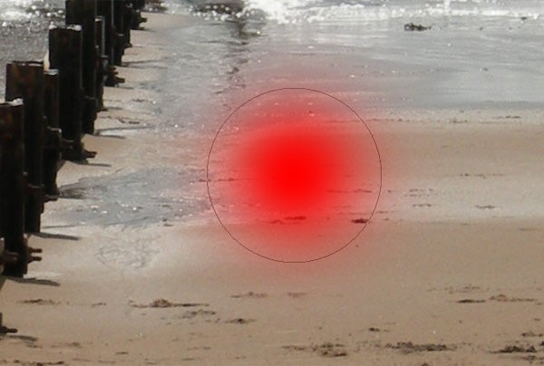 Beach photo demonstrating Adobe Photoshop CS4 blur effect.