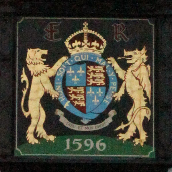 Coat of arms with two lions and date 1596.