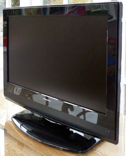 Ferguson F2620LVD 26-inch LCD TV on glass stand