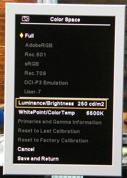 HP DreamColor monitor menu showing color space settings.