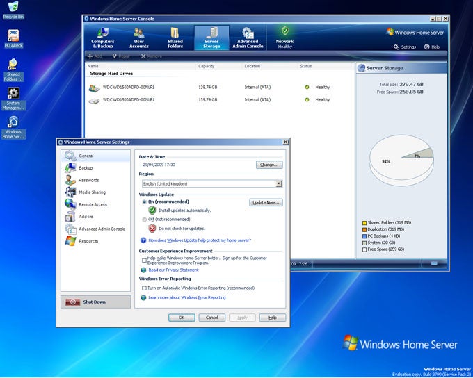 Screenshot of Windows Home Server interface showing storage information.