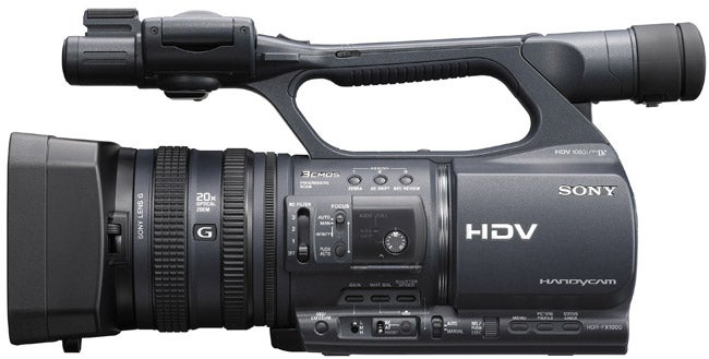 Sony HDR-FX1000E Handycam with G lens and controls visible.