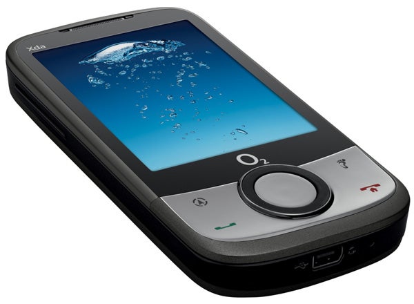 O2 XDA Guide smartphone with blue screen wallpaper.