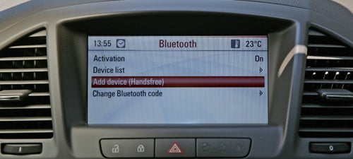 Vauxhall Insignia's infotainment screen displaying Bluetooth settings.