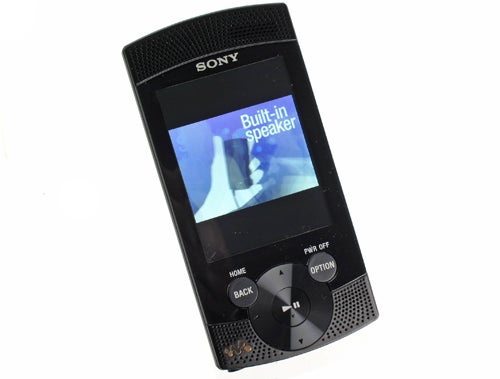 Sony Walkman NWZ-S544 8GB with built-in speaker display.