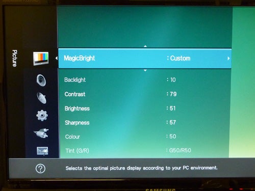 Samsung SyncMaster P2370HD monitor displaying its on-screen settings menu.