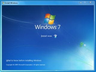 Installation window screenshot of Microsoft Windows 7 operating system.