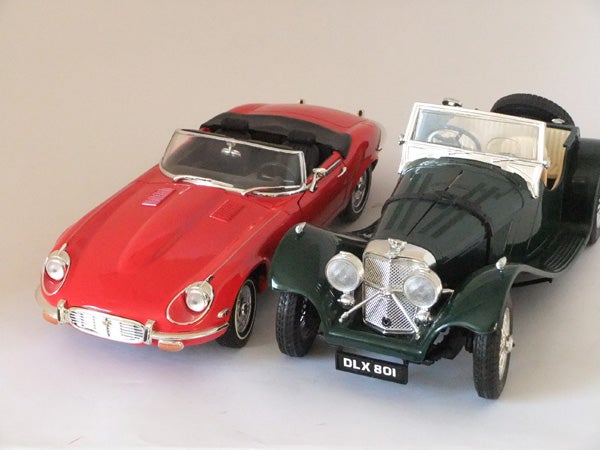 Toy model cars photographed with good detail and color balance