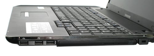Close-up of Samsung X520 laptop's keyboard and side ports