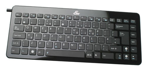 Asus EeeTop ET2203T keyboard with distinctive Eee logo