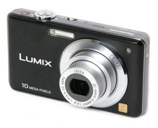 Panasonic-Lumix-DMC-FS62 front angle