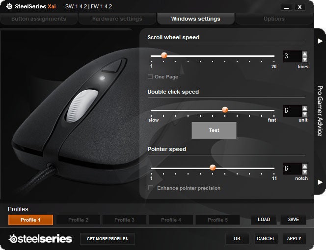 SteelSeries Xai mouse with software settings interface.