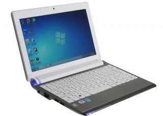 Packard Bell Dot S2 Netbook with open lid and Windows screen.