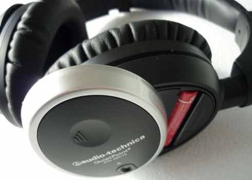 Audio-Technica ATH-ANC7b headphones close-up view.